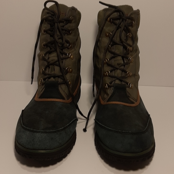 LL. Bean Ultralight Pac Boots - Picture 4 of 14